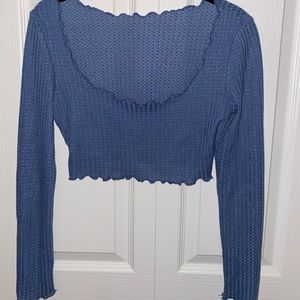 Long sleeve crop top